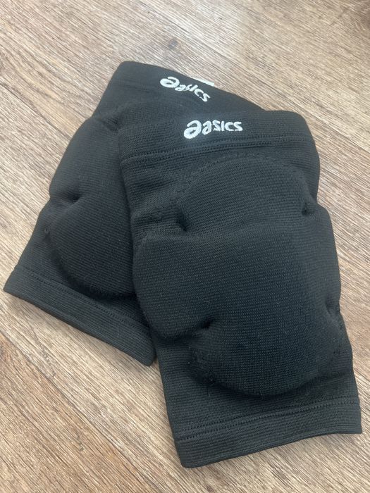 Наколенники Asics