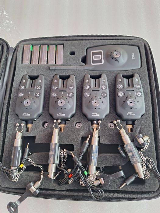 Set 4 Avertizori cu Statie FL JY-19 cu 4 Hangere

Produs NOU cu livrar