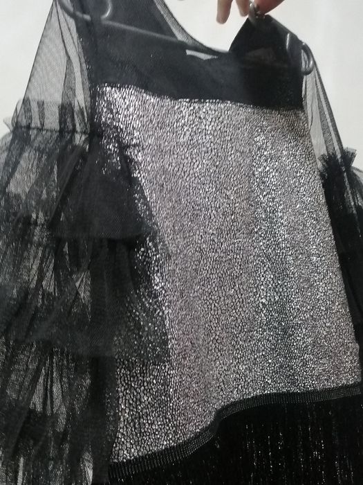 Продаются нарядные 2 платья