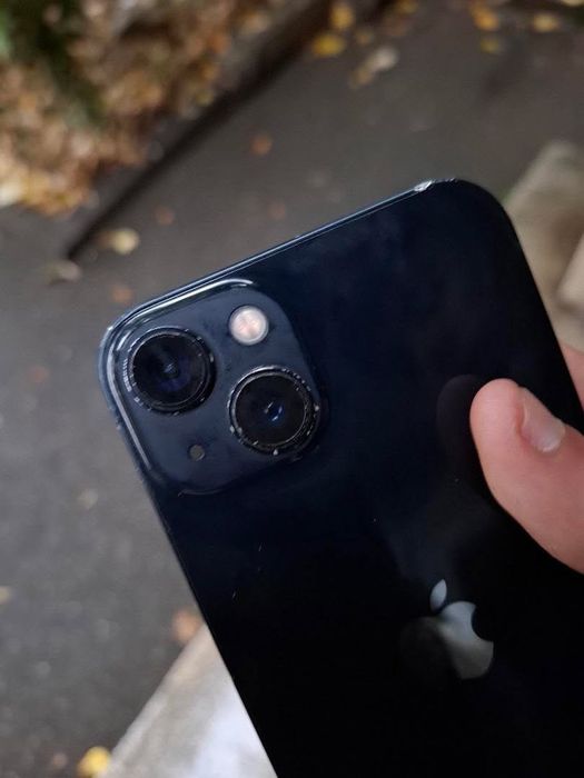 iphone 13 midnight blue