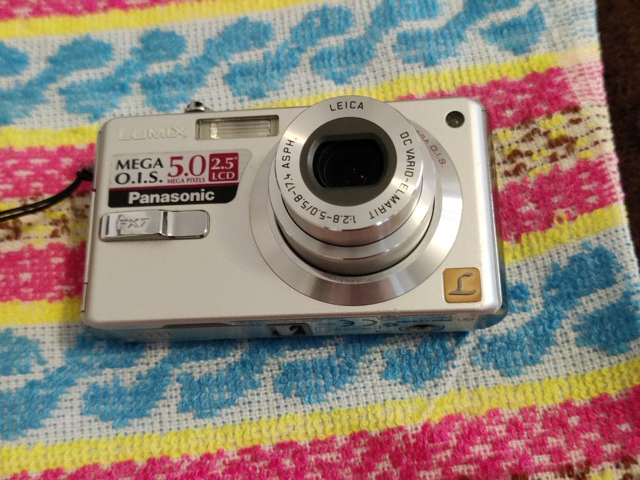Panasonic LUMIX DMC fx7