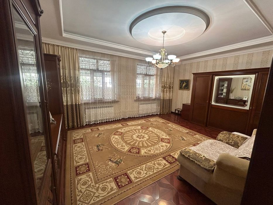 Продам Уникальный  дом 200 м²