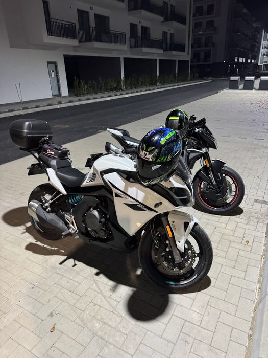 Motocicleta CF MOTO 650GT