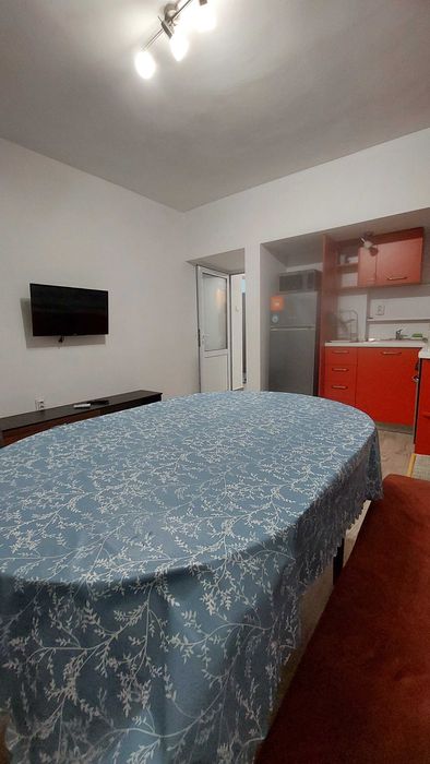 Дава се под наем Тристаен апартамент в Павликени - 100 кв.м за 408 € - Снимка #1