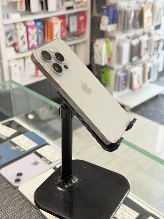 Apple iPhone 15 Pro 256GB Natural Titanium
