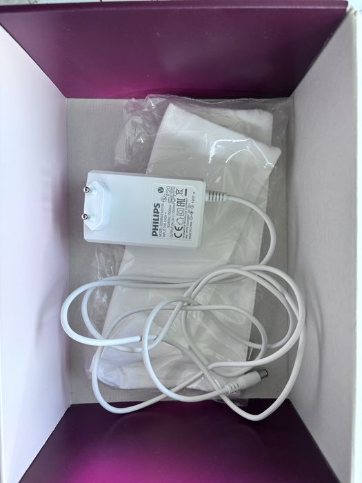 Фотоепилатор Philips Lumea Advanced