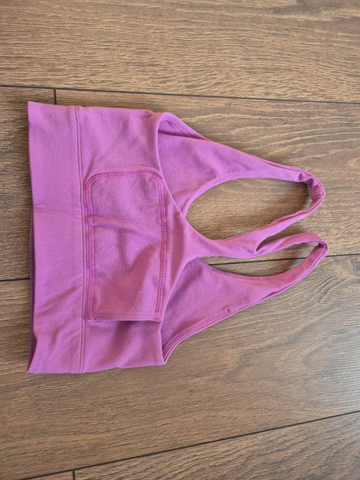 Nike клинове и бюстие