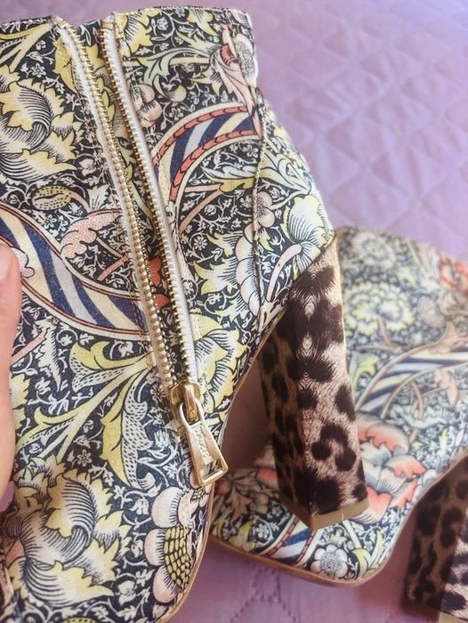 Боти Just Cavalli Baroque Floral and Leopard Print Satin Ankle Boots