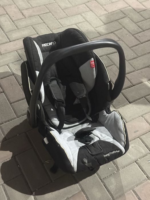 Детское автокресло-люлька