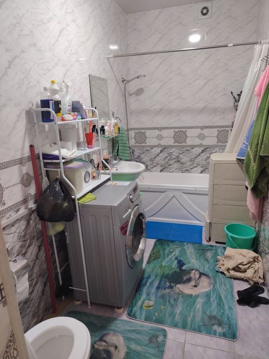 Продаю 4комнатный 2 этажный дом