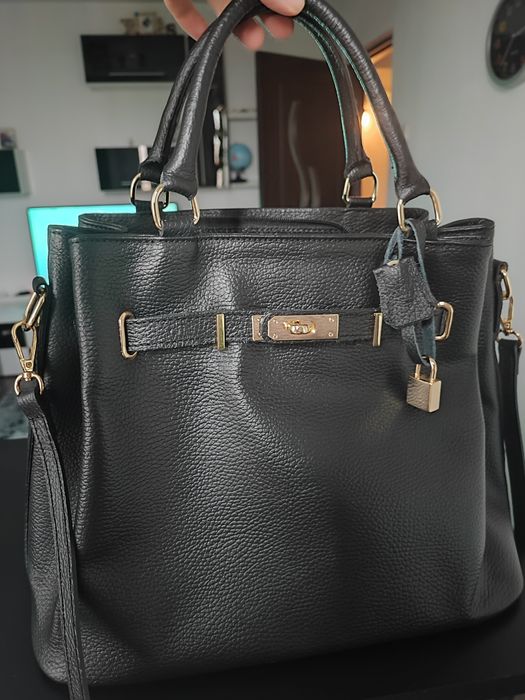 Geanta piele de culoare negru