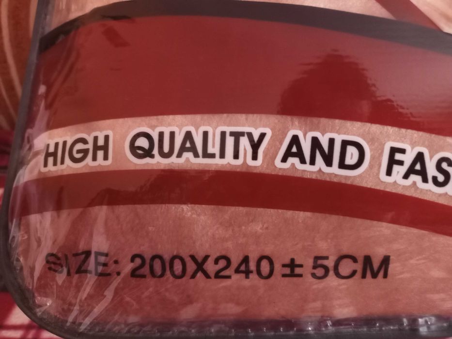 Cuvertura/Pătură pufoasa 200x240 cm