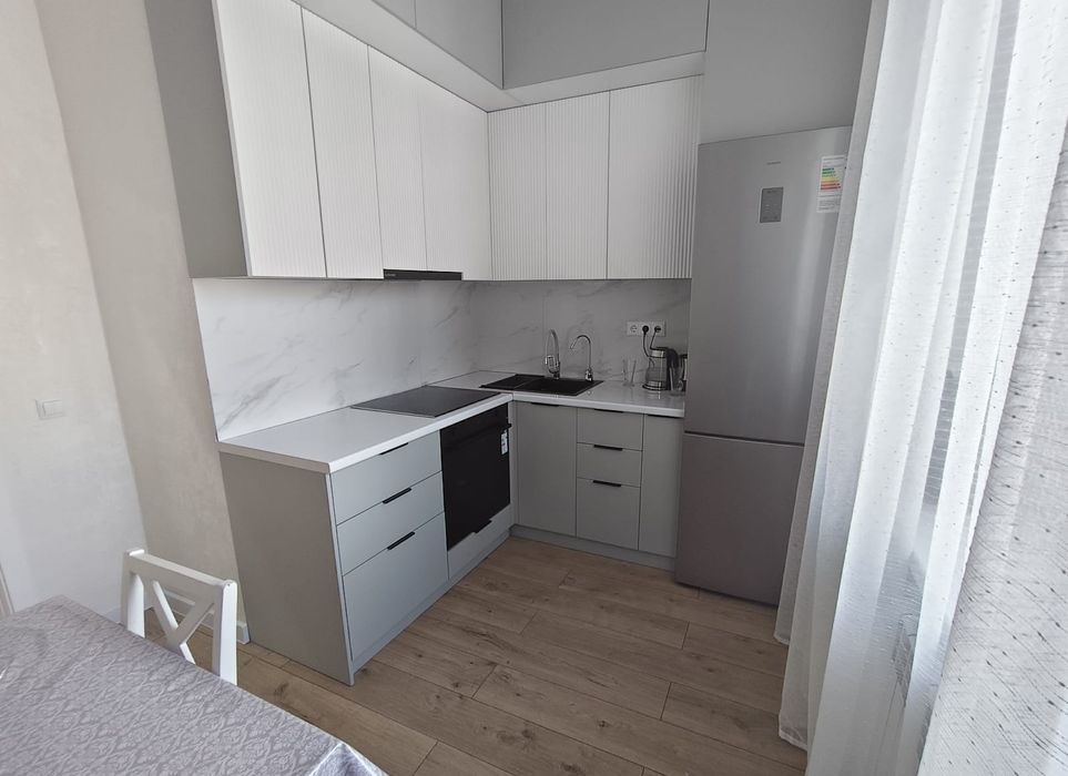 Продается 3 комнатная в  Новостройке