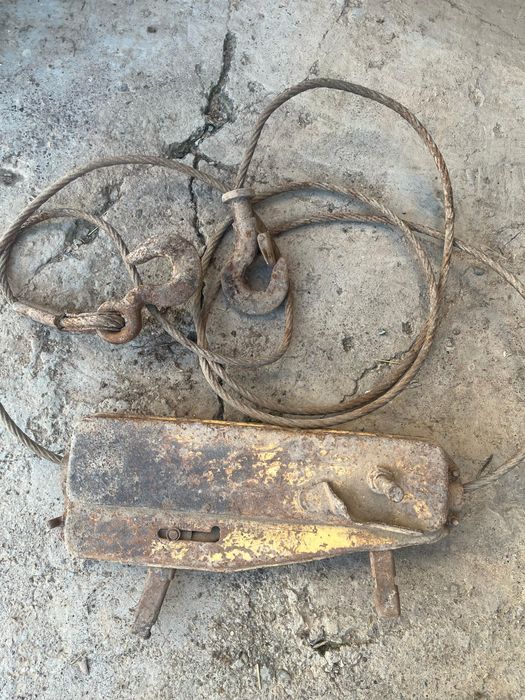 Продается Лебёдка