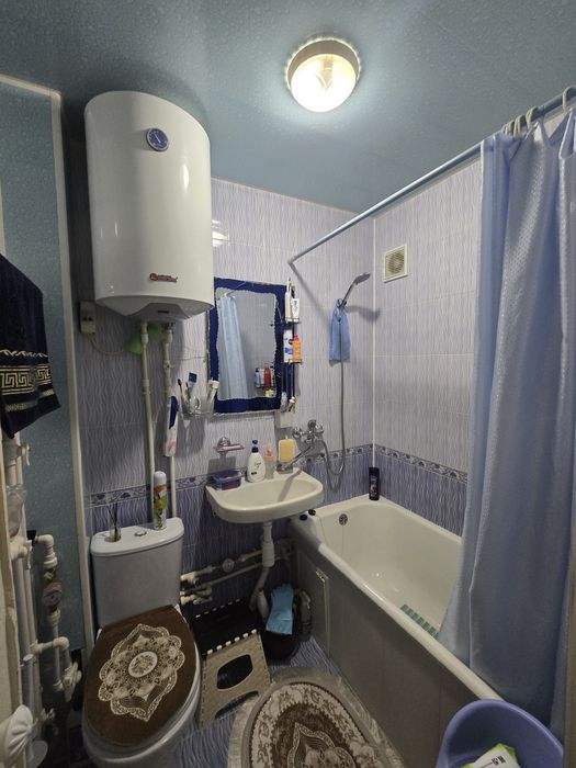 Продаётся 2-х комнатная квартира в 3 микрорайоне