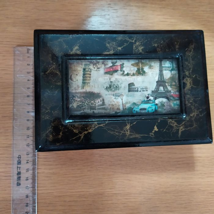 Шкатулки деревянные