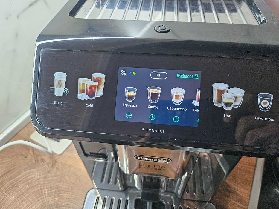 Кафеавтомат  Delonghi Eleta Explore