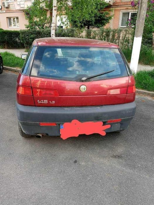 Auto Alfa Romeo 145