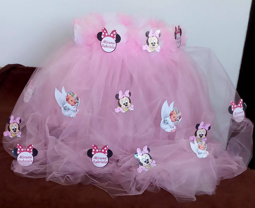 Aranjamente cristelniță personalizate