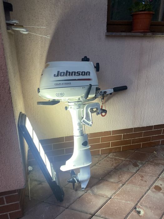 Motor Johnoson Bombardier 6 cai / 4 timpi cisma scurta