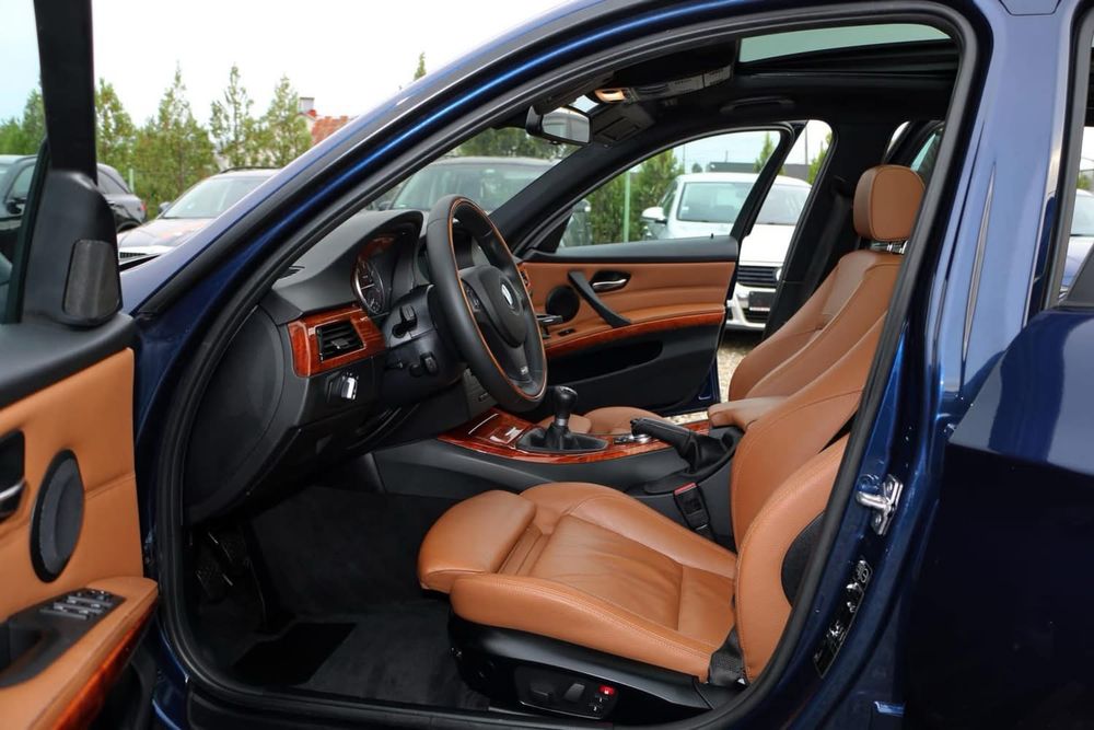 BMW 320d  e91 individual 2011