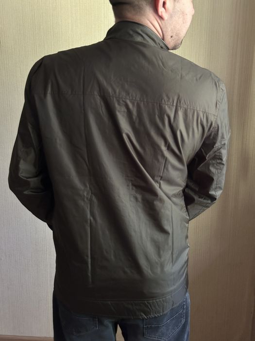 Ветровки размеры XL и S