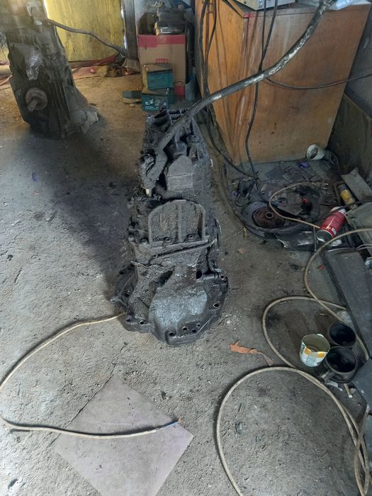 Продам каробку ауди В3