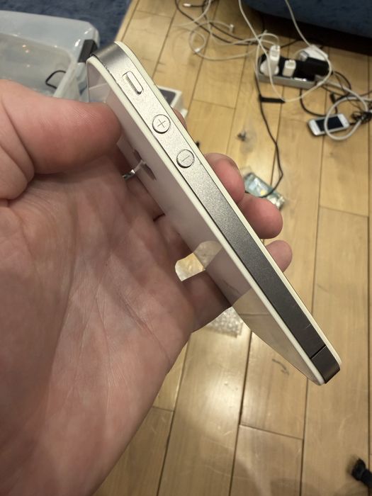 iPhone 4 16Gb white