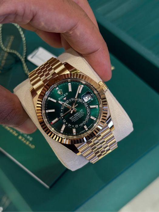 Rolex Sky-Dweller Jubilee Green Money Dial Gold 18k