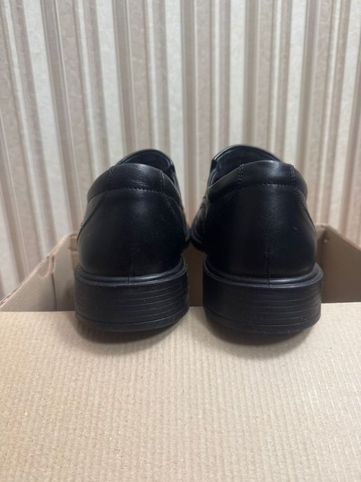 Продам мужские туфли