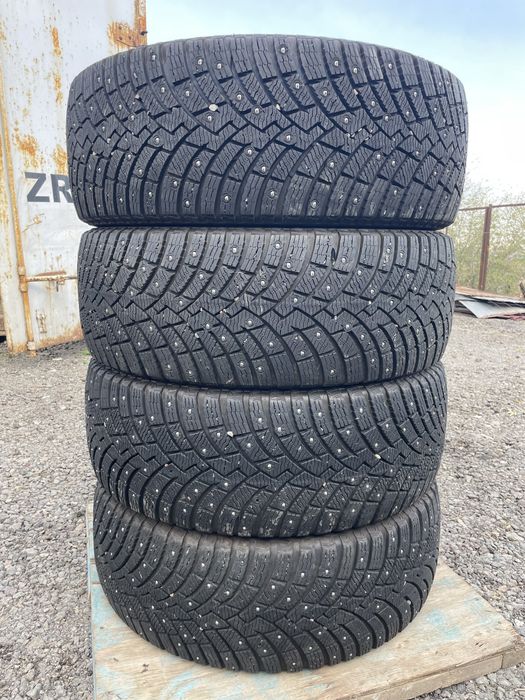 Комплект зимние шипованные шины 275/50/21 275/50R21 Pirelli