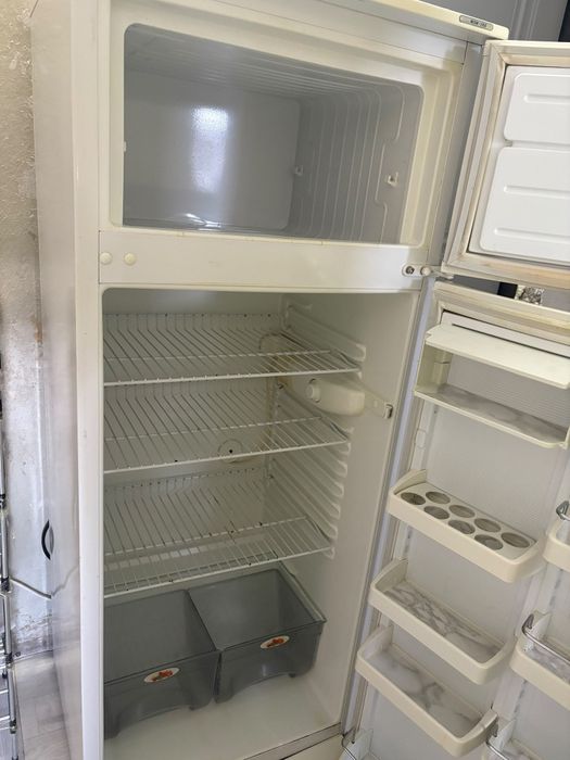 Продам холодильник на разбор
Само