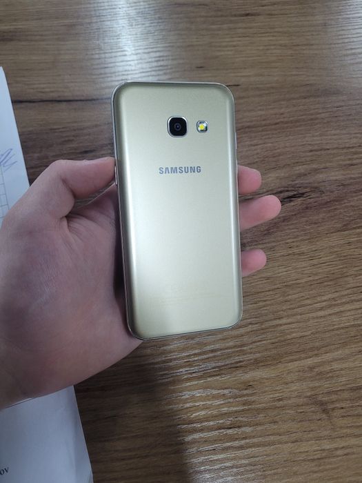 Samsung a3 2017 ideal