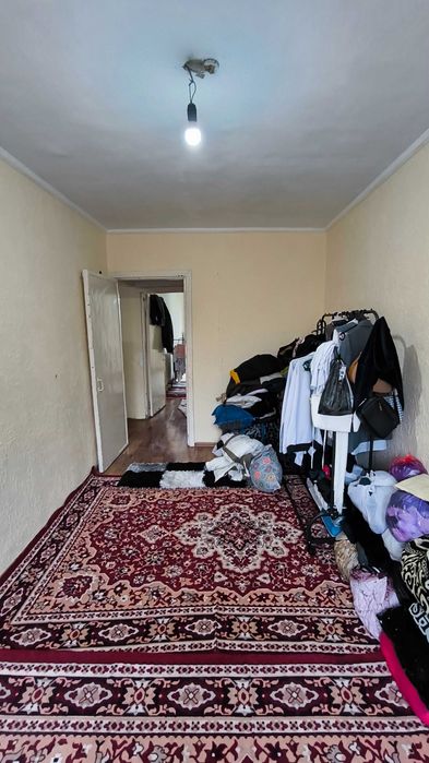 Продаётся 3-комнатная квартира проспект РЕСПУБЛИКИ- ЭЛЕКТРОН. Этаж 4/4