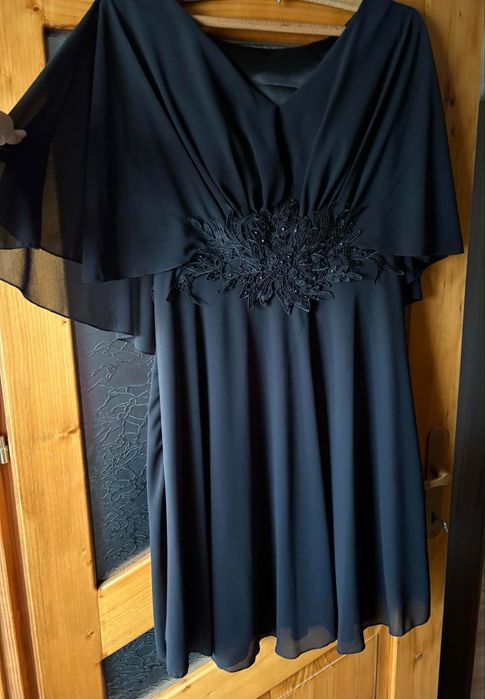 Rochie neagra eleganta