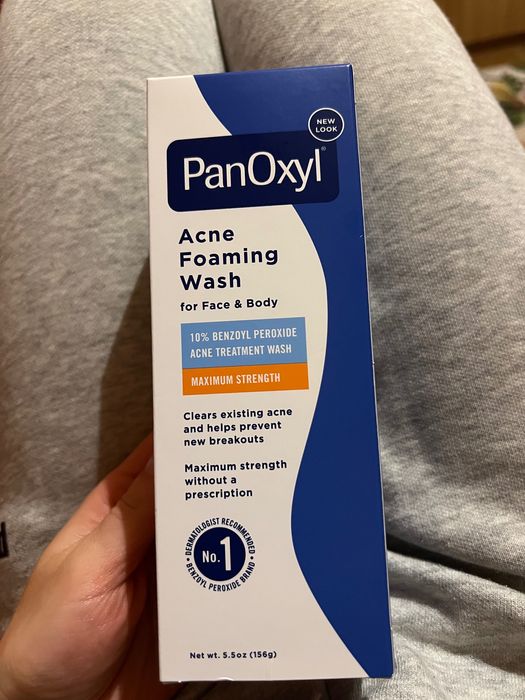Vând Panoxyl gel de curățare