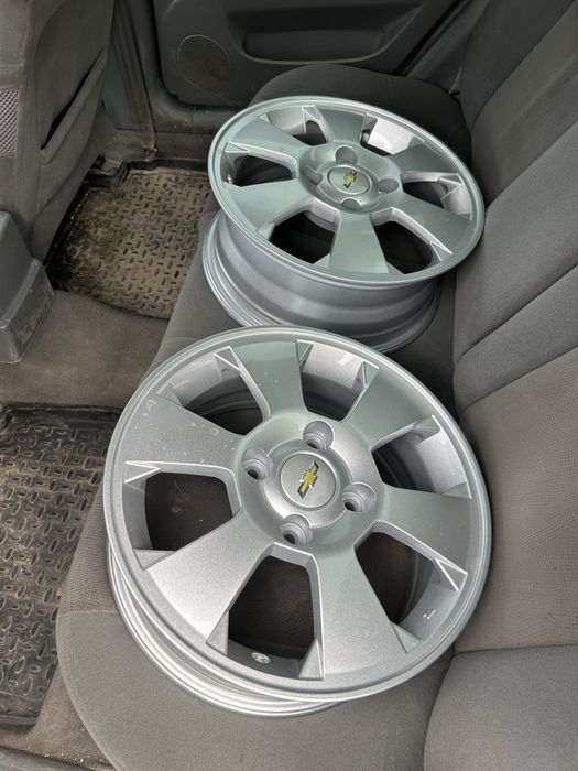 Продам диски на лачетти R15