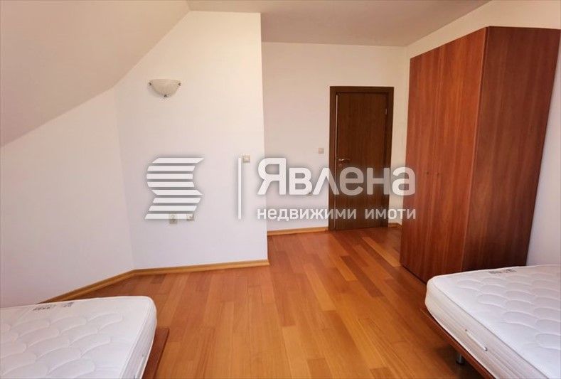 Продава се Тристаен апартамент в Банско - 137 кв.м за 796 €/кв.м - Снимка #6