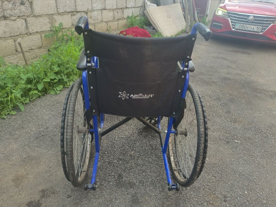 Инвалидная коляска