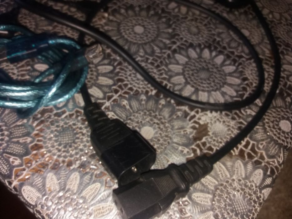 Зарядное устройство  разные 300т