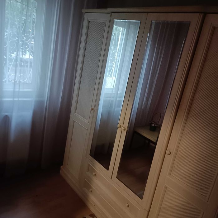 Inchiriez apartament 2 camere zona Sabroso, termen lung