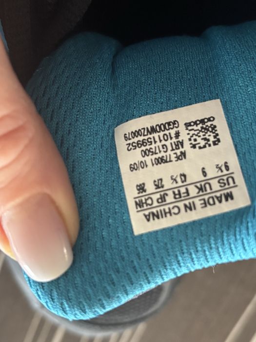 Маратонки adidas