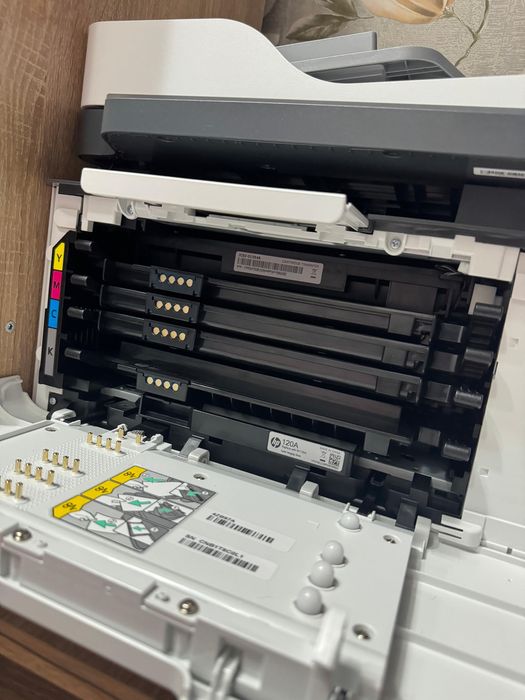 Продам принтер HP