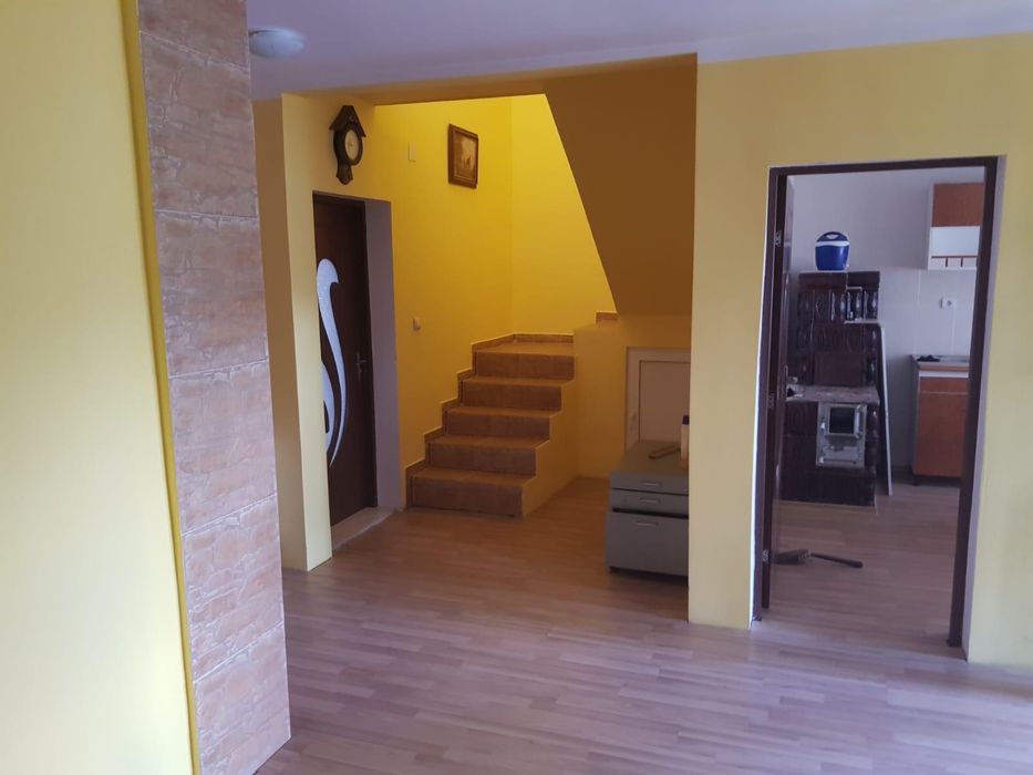 Casă în Bărăștii Hațegului