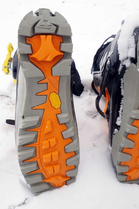 Clăpari tură Scarpa Vector mărimea 280/42