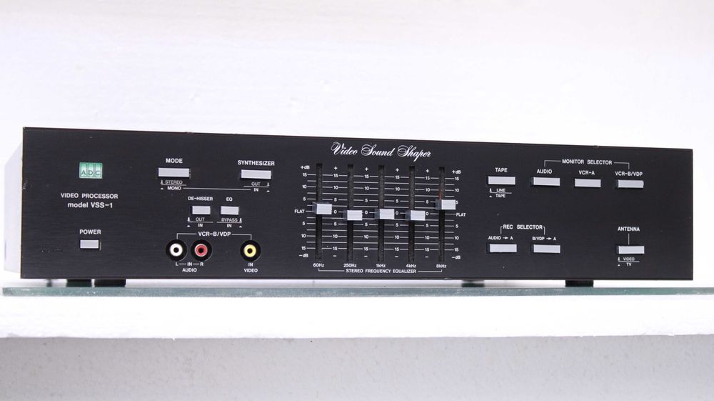 Audio/Video processor,EQ,4xaux in,ADC(Japonia).