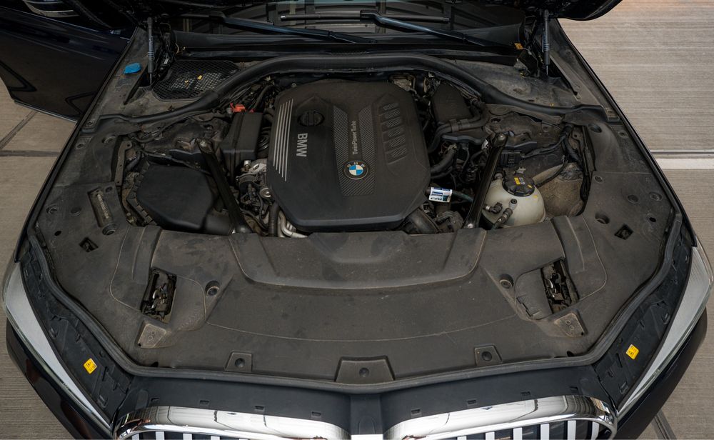 BMW 740LD 2020 variante cu Suv
