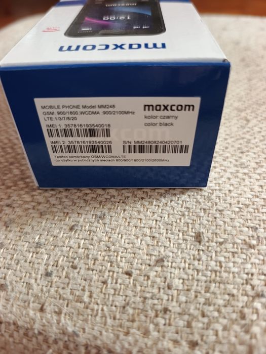 Telefon MaxCom MM248
