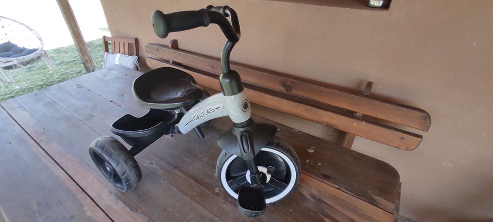 Триколка Lorelli Dallas