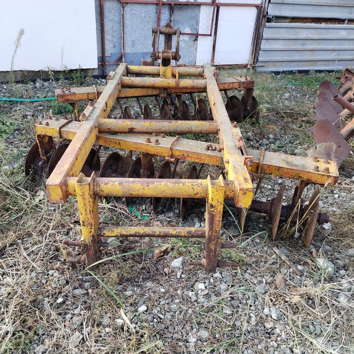 Земеделска техника отклоняваща секция култиватор плуг дискова брана